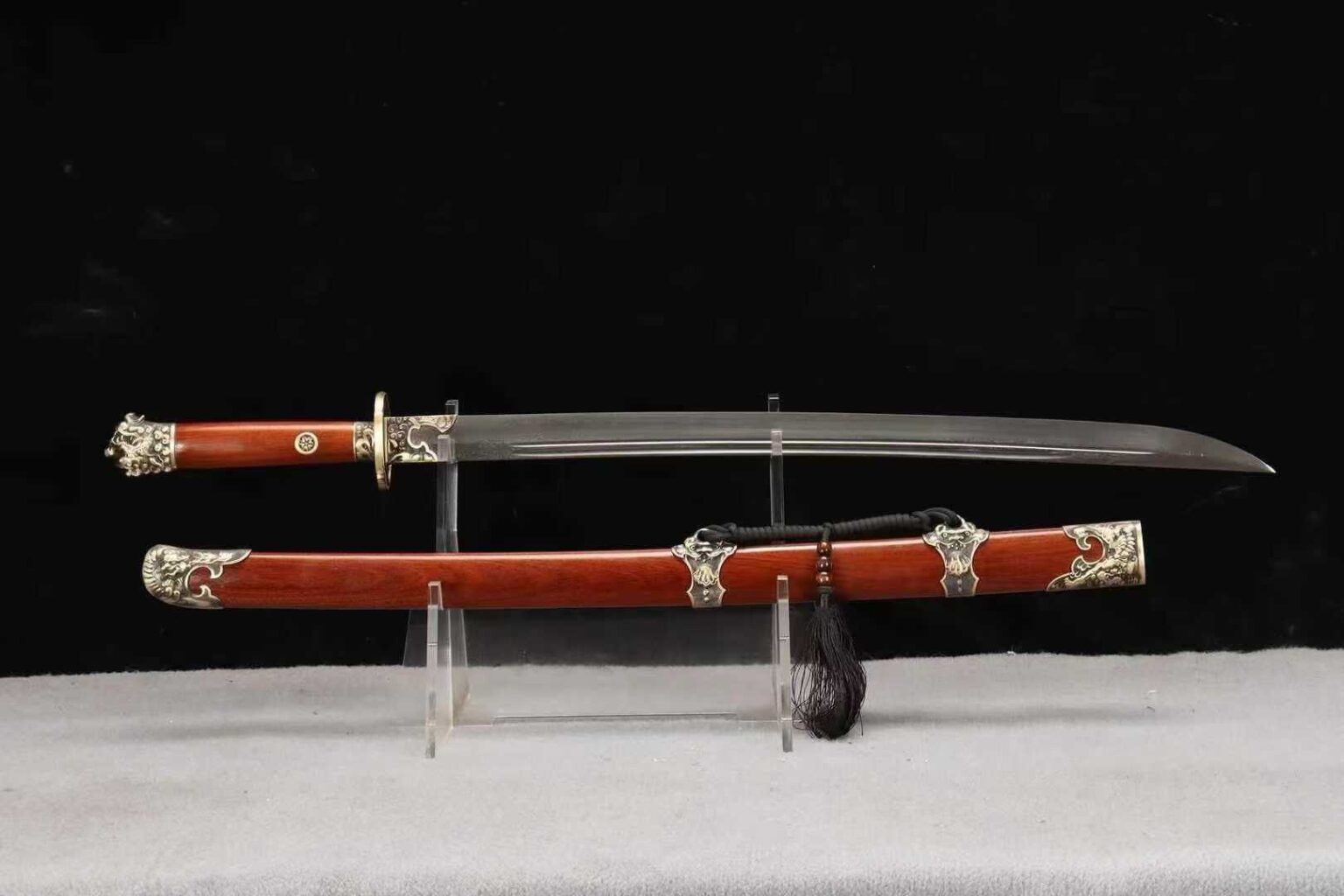 【醒狮雁翎刀】 – Longquan Sword and Blade Network_龙泉刀剑网